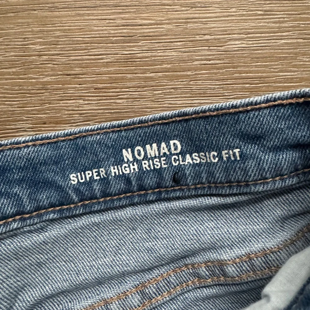 Nicole Miller women’s NOMAD SUPER HIGH RISE CLASSIC FIT denim shorts size 10 - Picture 3 of 5